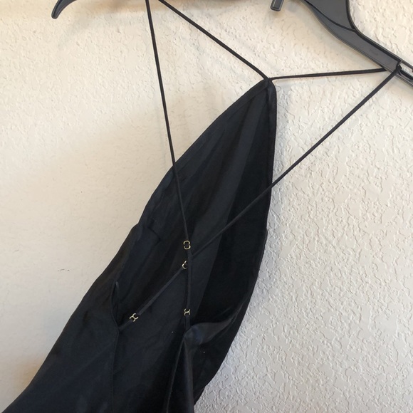 AMANDA UPRICHARD Claudia Mini Dress In Black silk - Picture 10 of 13